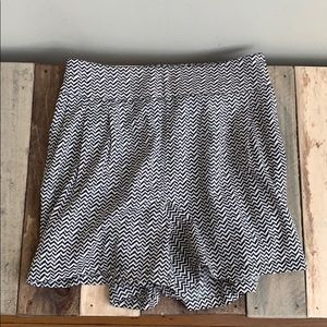 Women’s American Eagle Short